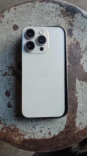 iPhone 15 pro 256gb