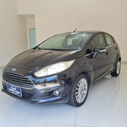 Ford Fiesta 1.6 16V Flex Aut. 5P 2015