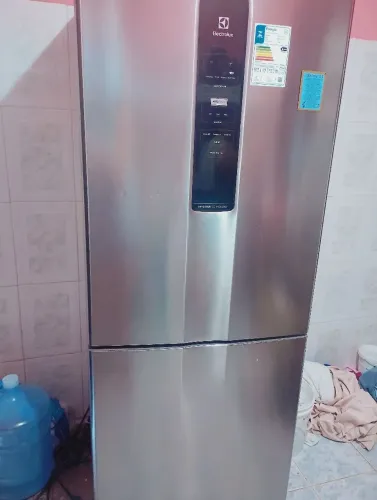 Geladeira com Defeito
