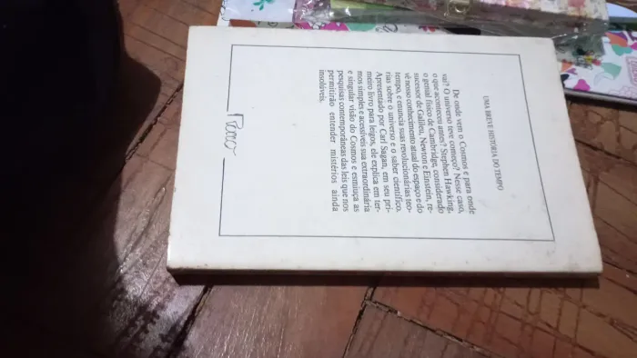 Livro do Big Bang buracos negros