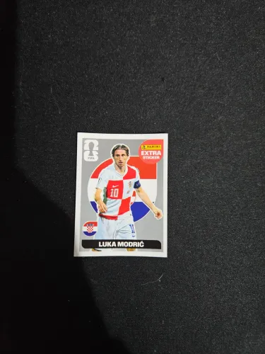 FIGURINHA LEGEND EXTRA MODRIC PRATA