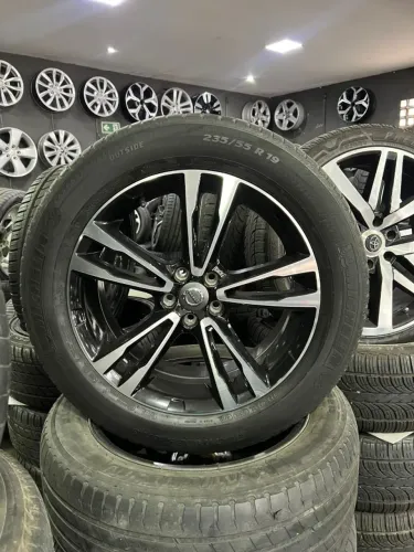 RODA 19 VOLVO FORD FUSION FOCUS 