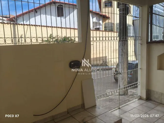 Sobrado com 3 quartos para alugar, 93 m² - Santos Dumont - Vila Velha/ES