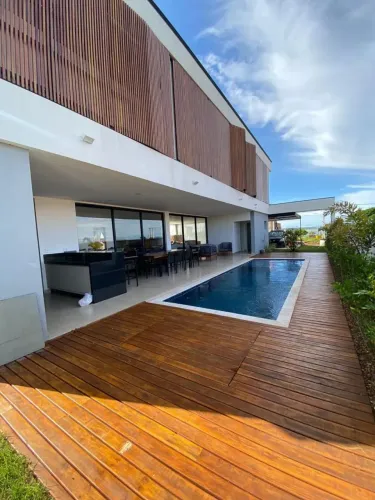 Linda casa a venda no condomínio Riviera de Santa Cristina XIII com 4 suítes
