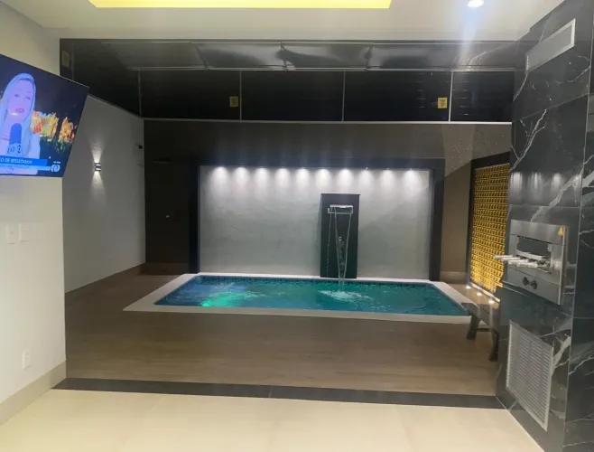 Vendo sobrando na 505 sul