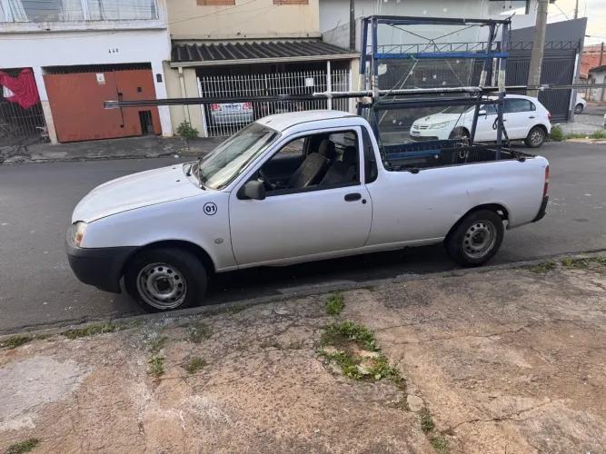Ford Courier 1.6 L/ 1.6 Flex 2011