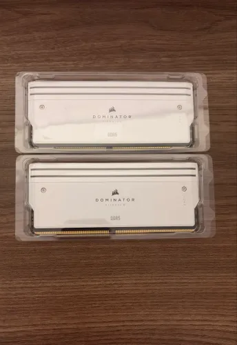 MEMORIA RAM CORSAIR DOMINATOR TITANIUM RGB DDR5 RAM 32GB (2x16GB) DDR5 6400MHz CL32