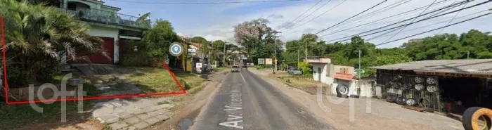 Casa à venda em Vila Nova com 176 m², 4 quartos, 1 suíte, 3 vagas