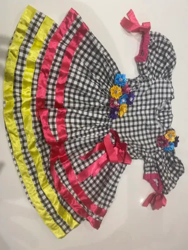 Vestido junino, tamanho 3 anos