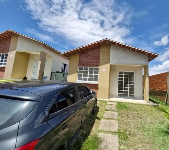 VENDO IRANDUBA CASA EM CONDOMINIO 2 quartos em Centro - Iranduba - AM