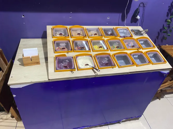 bancada de açaí self-service