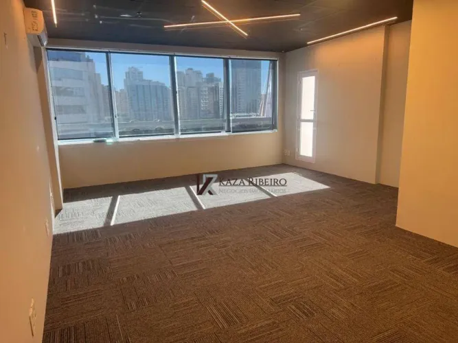 Conjunto para alugar, 42 m² por R$ 3.943,00/mês - Alphaville Industrial - Barueri/SP