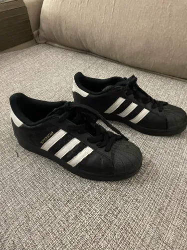 Adidas Superstar 