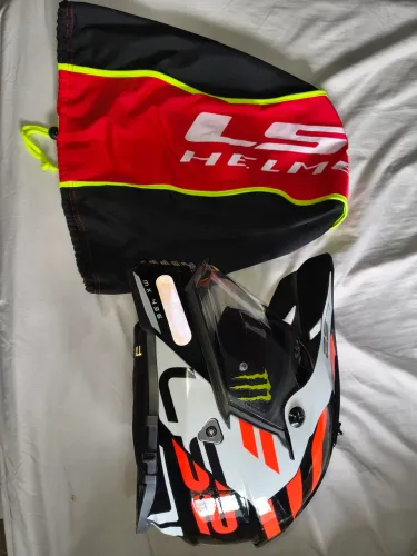 Capacete LS2.. Excelente Oportunidade.