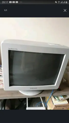 Vendo monitor CRT 17pol Samsung