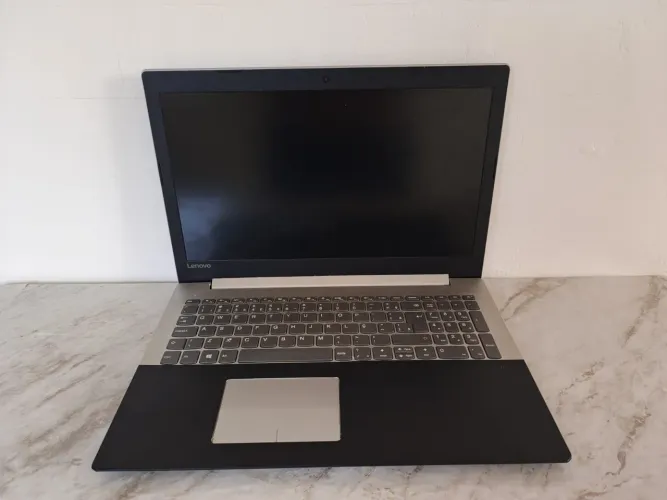 Notebook Lenovo core i3 impecável
