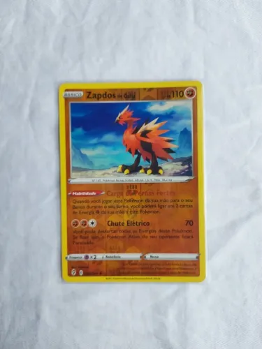 Carta Pokémon: Zapdos de Galar com Dois Zapdos !!!!!!
