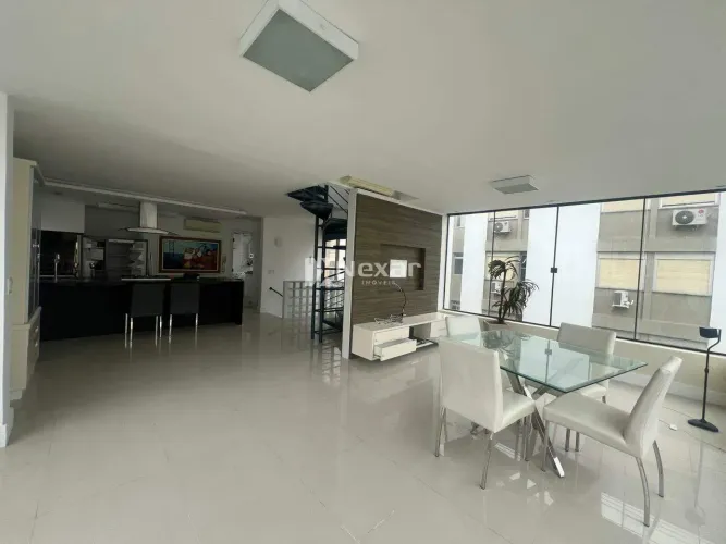APARTAMENTO COBERTURA TRIPLEX 4 DORMITÓRIOS