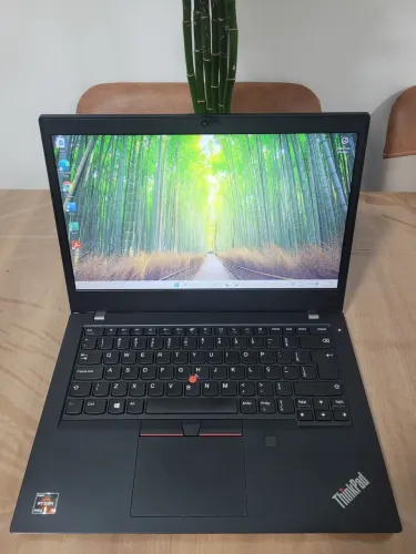 Notebook Lenovo Thinkpad Ryzen 3 PRO Impecável