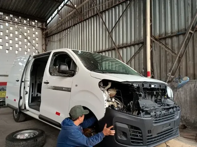 Vaga montador de autos, e caminhões com experiencia comprovanda