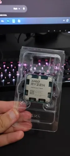 Processador AMD Ryzen 5 7600X (Com Nota Fiscal e Caixa)