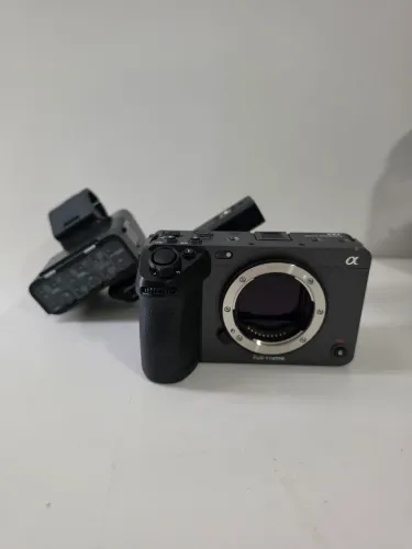 Sony ILME FX3A (Nova / Sem caixa)