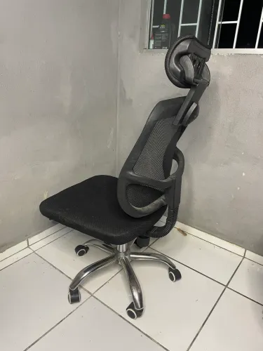 CADEIRA DE ESCRITÓRIO 