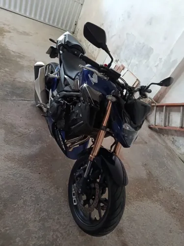 Honda cb 500f 2024