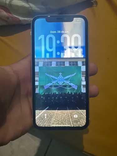 iPhone 11 64 GB