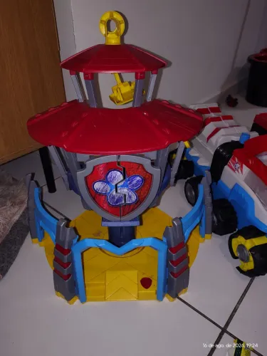Torre mas carros grandes patrulha canina