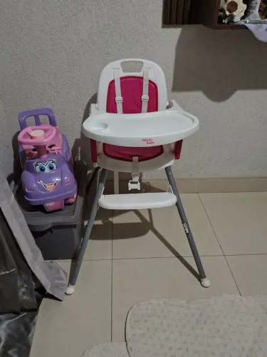 Vendo cadeira de alimentação para bebê