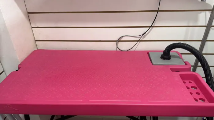 Mesa de tosa com soprador