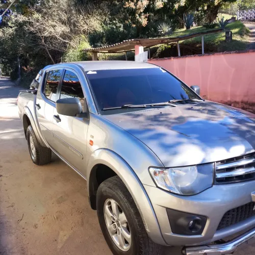Mitsubishi L200 Triton HLS 2.4 Flex 16V CD Mec. 2015
