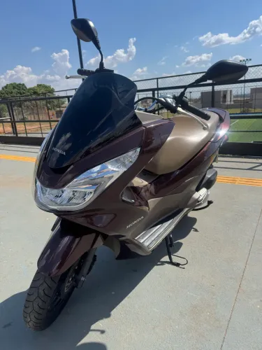 HONDA PCX DLX 2017 - APENAS 18 MIL KM!