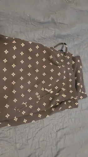 Calça pantalona preta com estampa de losangos Hering tam 38