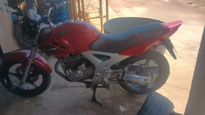 CBX Twister 250
