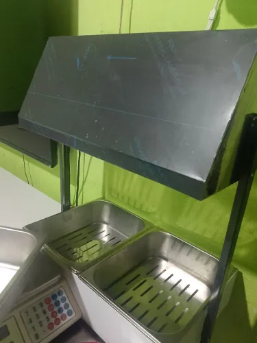 Estufa térmica nova já com as lâmpada