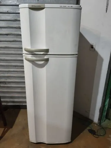 Geladeira Electrolux duplex 