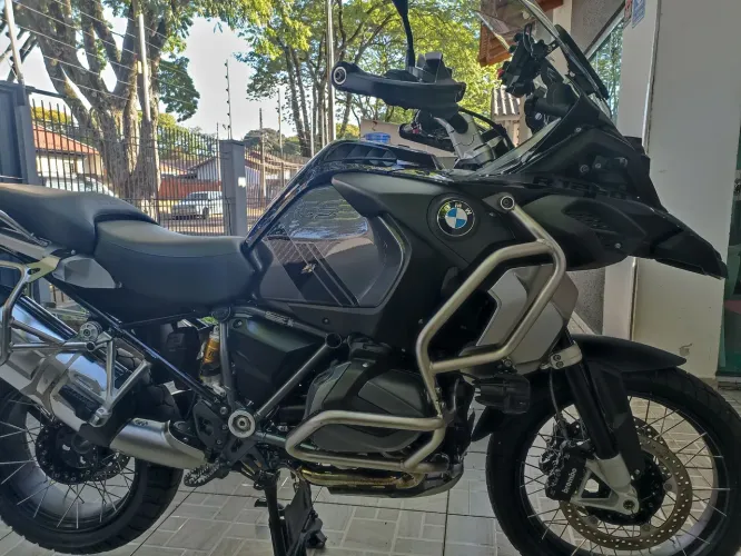 BMW GS 1250 triple blak