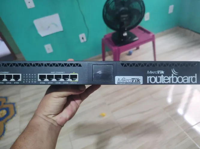 Mikrotik rb2011