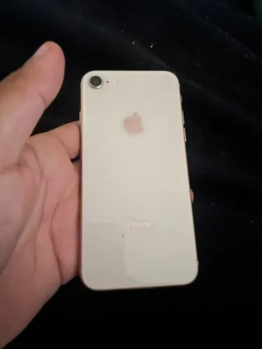Vendo iPhone 8