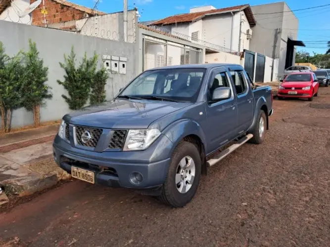 Nissan Frontier XE CD 4X2 2.5 TB Diesel 2012