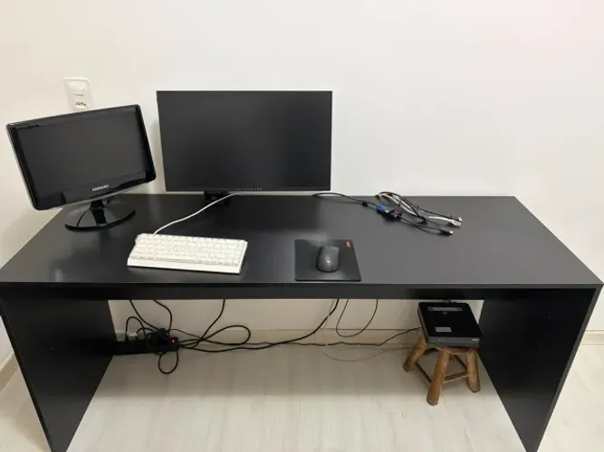 Mesa de Escritório 163cm