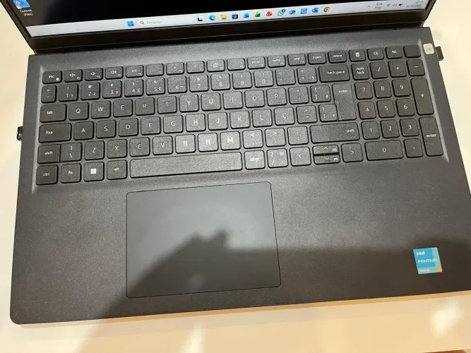 DELL INSPIRON 15 3511 - TELA FULL HD E SSD RÁPIDO!