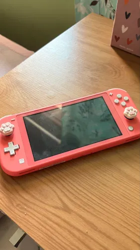 Nintendo Switch Lite Coral 64GB - Excelente Estado