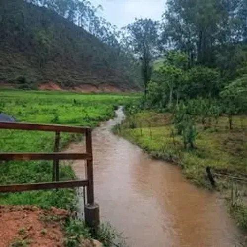 Sítio à Venda em Domingos Martins Vista das Montanhas | Terra Fria parcelo Cartório, troco