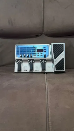 Pedaleira Boss ME-20 Original - Timbres Profissionais e Muito Versátil