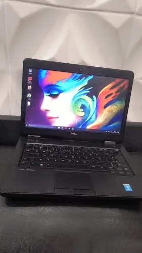 Notebook DELL Core i5 com 8gb memória, hd 500gb. Parcelo no cartão