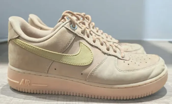 Nike Air Force 1 Feminino Original Nude/Bege - 38 BR / 7.5 US