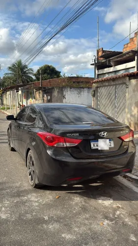 Hyundai Elantra GLS 1.8 16V Aut. 2012